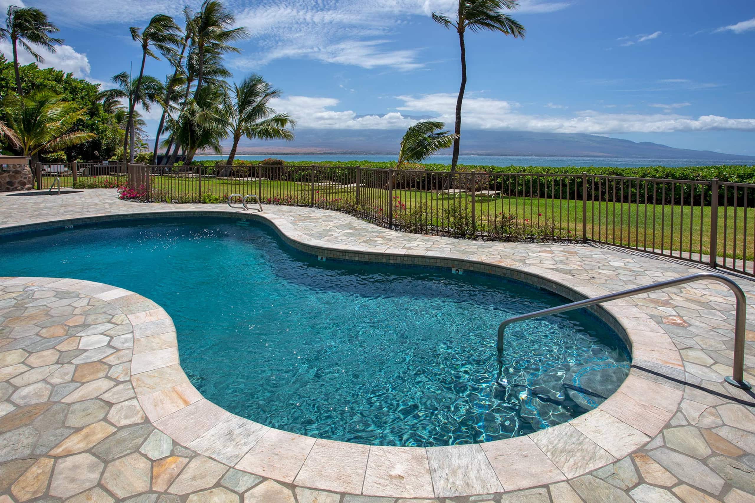 Condo in Wailuku · ★4.68 · 3 bedrooms · 3 beds · 2 baths - Image 31