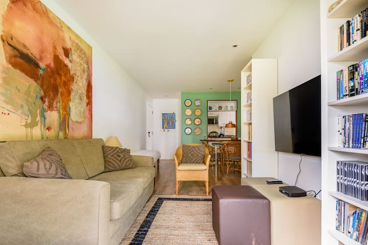 Leblon, conforto e segurança ao lado da praia.