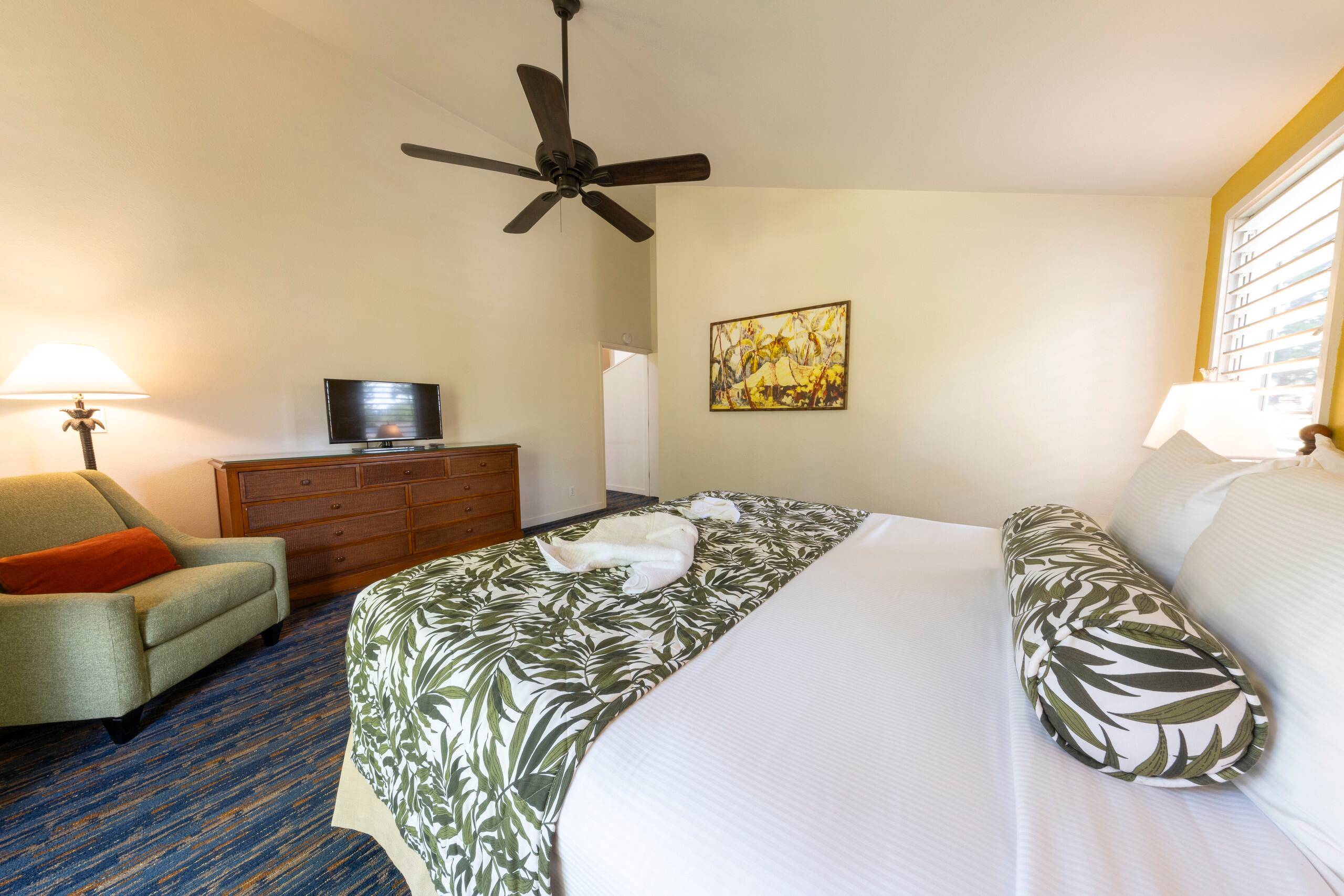 Condo in Kauai · ★4.82 · 2 bedrooms · 2 beds · 2 private baths - Image 9