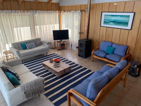 Top Airbnb: Beautiful House in Pingueral. in Tomé