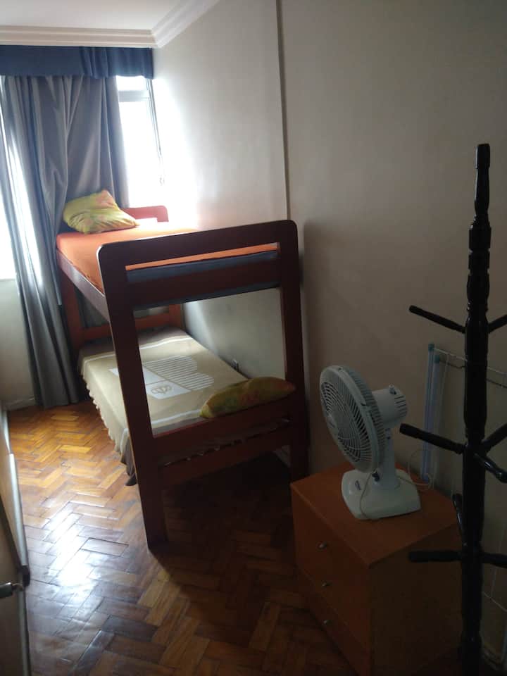 غرفة النوم 2