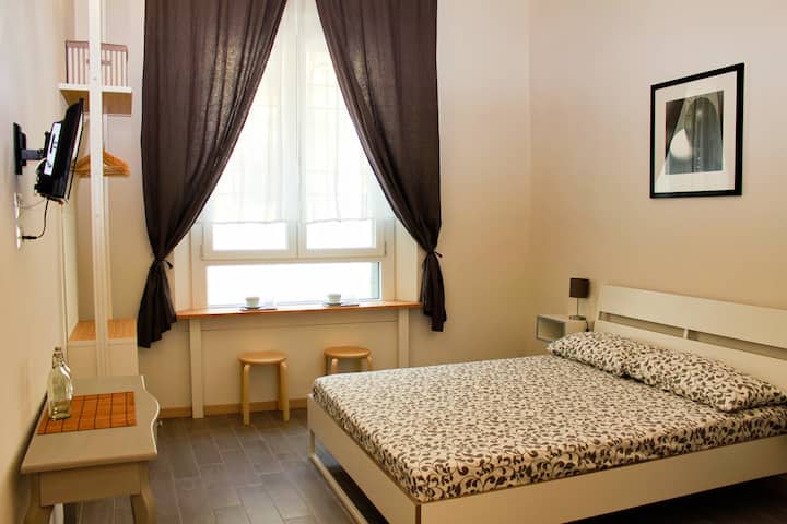 საძინებელი 1