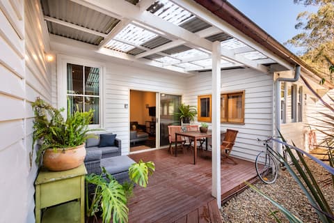 Avalon House: The Razorback