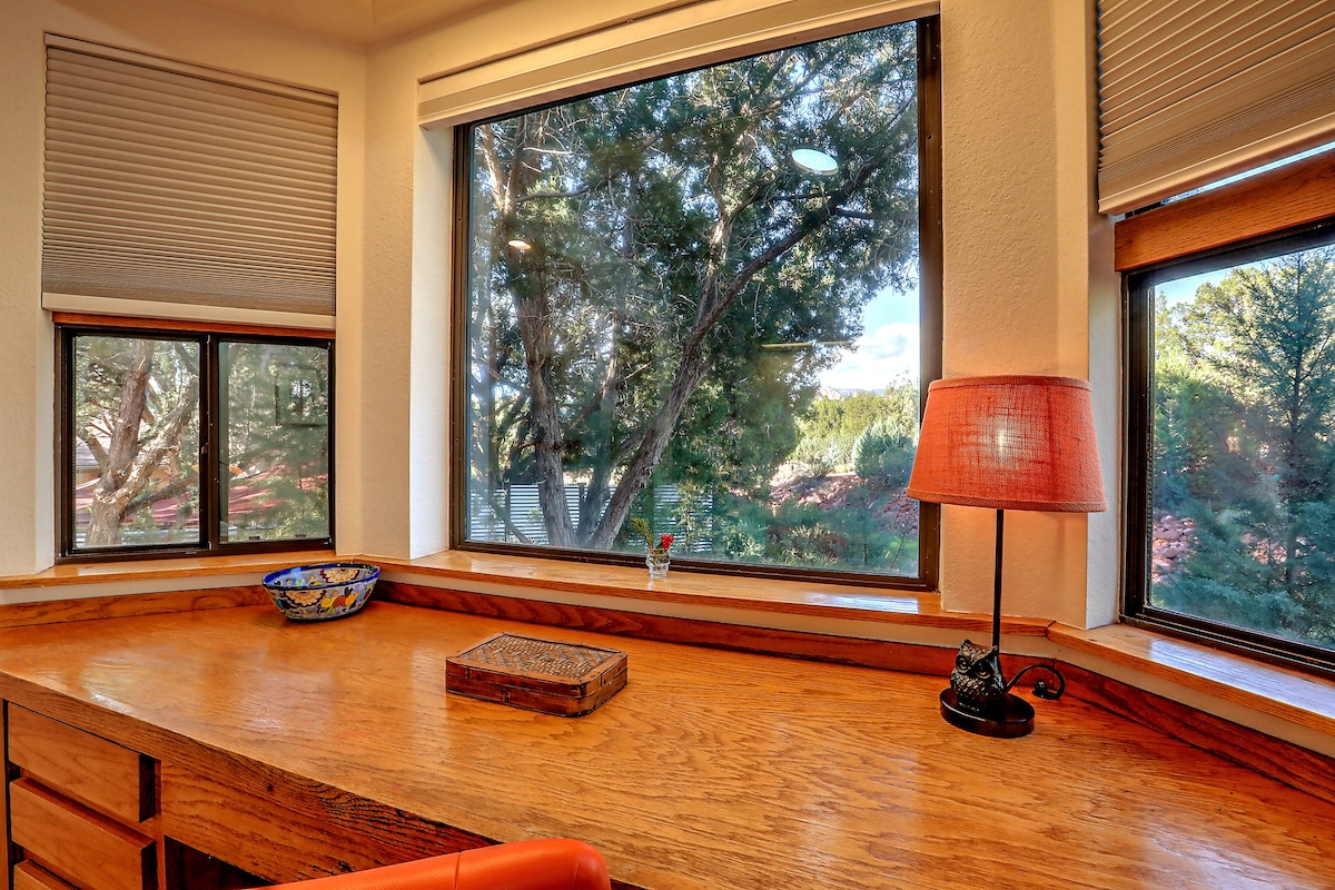 Prostor za rad u apartmanu za goste