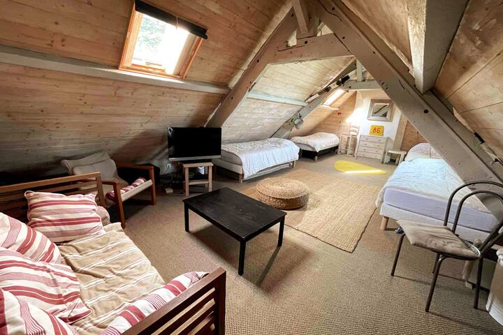 3号卧室，宿舍和休息室，四张床90X200 ，
或180X200的2张床