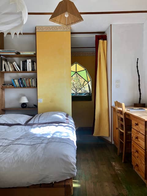 Cliff Lodge at Cantagal for 2