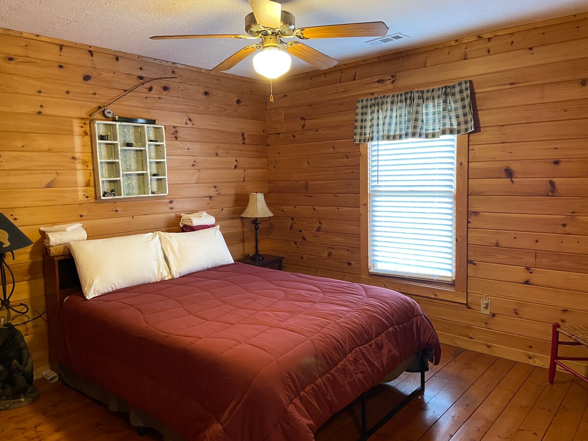 阁楼睡眠区（标准双人床）