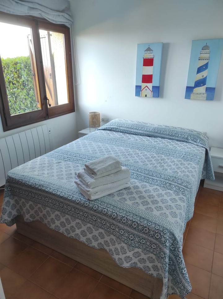 Ოთახი , ახალი საწოლი 2023 წლის აპრილი