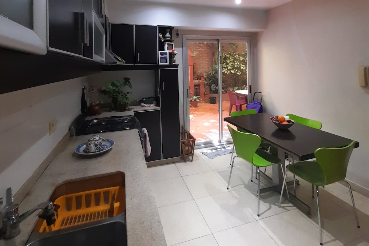 Quarto em apartamento compartilhado em Caballito