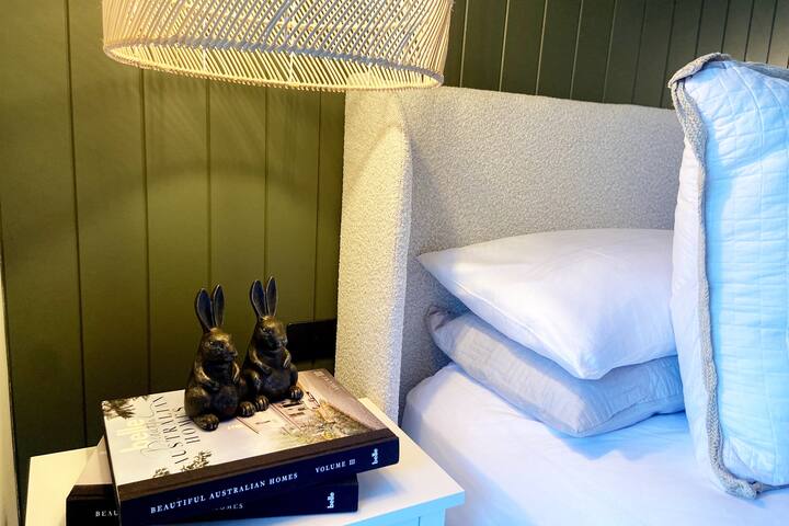 “White Horses” – Luxury Coastal Glamour gallery image 4