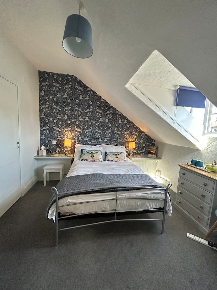 Small Cosy Double Room, Archway Guesthouse - Windermere