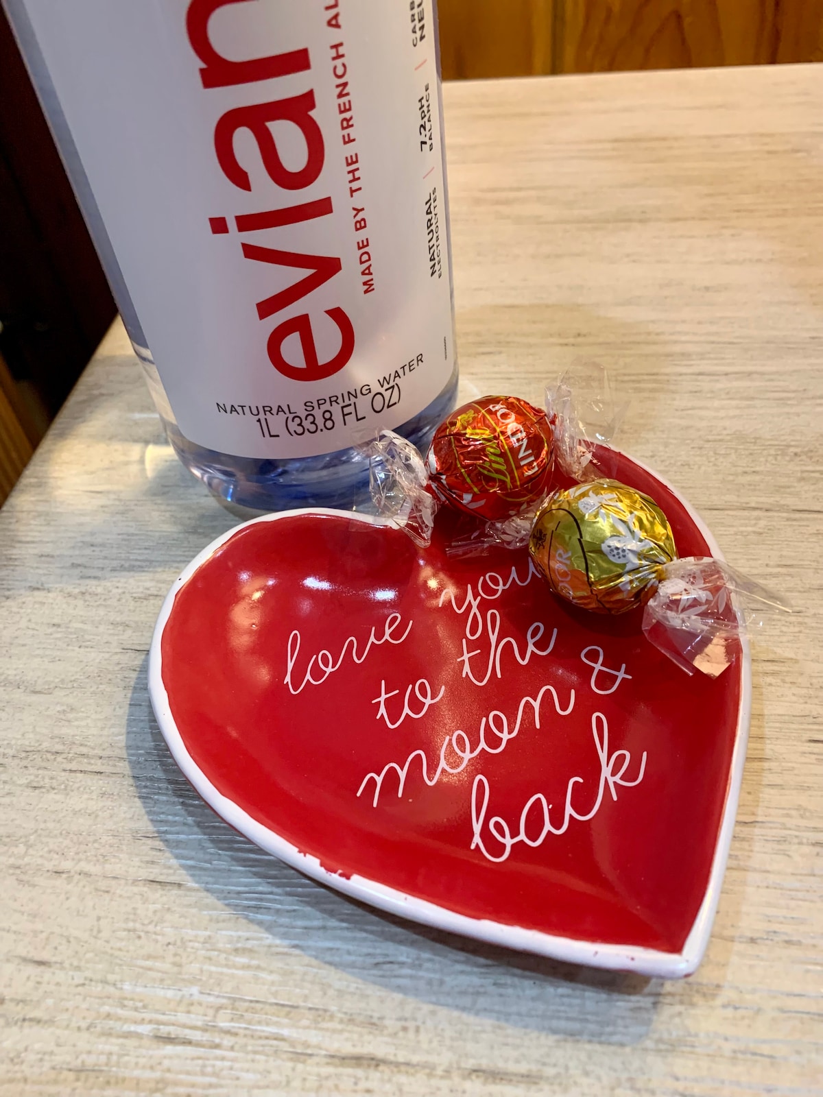 The master suite, located on the top level, features vaulted ceilings, comfy king bed with pillow-top mattress, TV, and extra large master bath with kitchenette. 