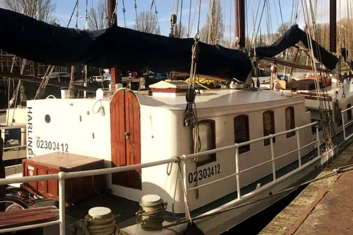 sailboat rental friesland