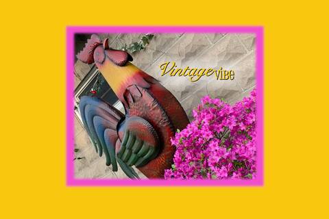 (OT1) Vintage Vibe+Deck/Yard+Driveway+2 real beds