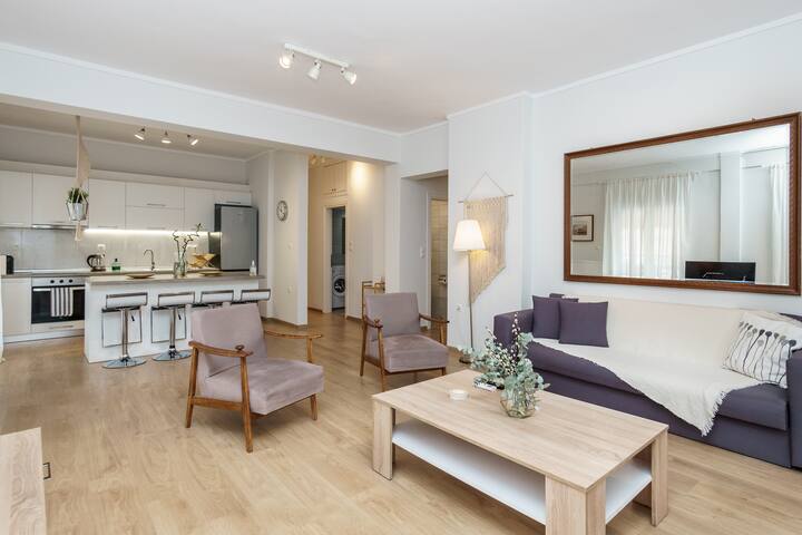 (C19 Prepared) Cataleya #colony downtown penthouse gallery image 2