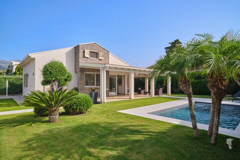 Solemar Sicilia - Villa Sicilia by the sea