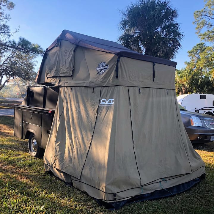 OPTIONAL Rooftop Tent. Sleeps 4 comfortably (Not pictured on site). Please contact us prior to booking in order to ensure availability. An additional fee of $25 per person applies.