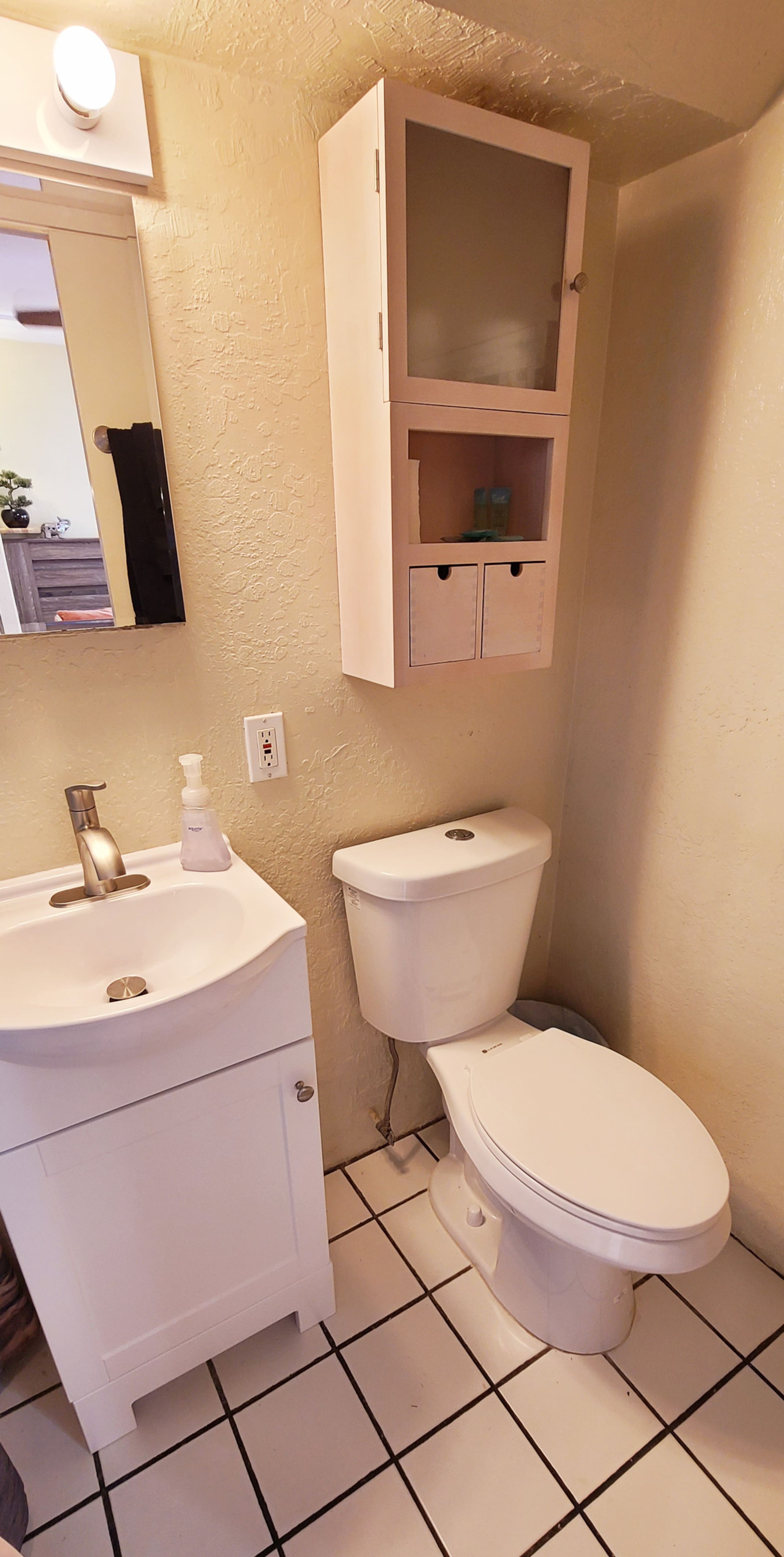 Condo in Honolulu · ★4.86 · 1 bedroom · 1 bed · 1 private bath - Image 21