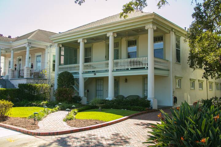 Bayou Bleu – Close to City Park & Street Car gallery image 4