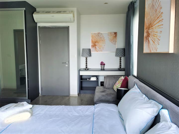 غرفة النوم الرئيسية