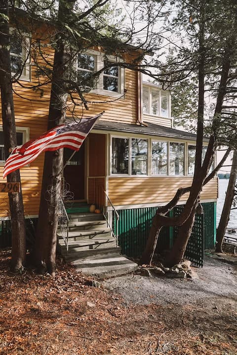 Beautiful Lake Champlain Home with Private Beach