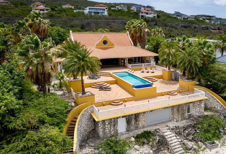 Spacious Villa With Infinity Pool And Ocean View - Curaçao