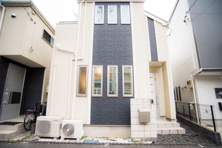 Shinjuku 8min Shin Okubo 4min Okubo 2min 90㎡3LDK2w