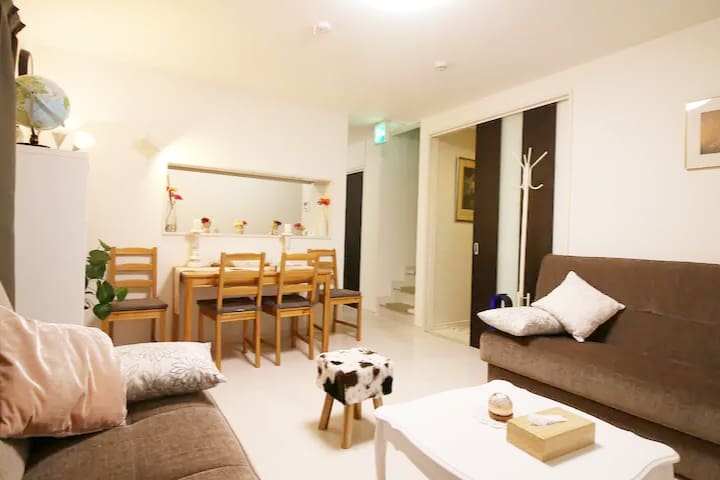 Shinjuku 8min Shin Okubo 4min Okubo 2min 90㎡3LDK2w gallery image 3