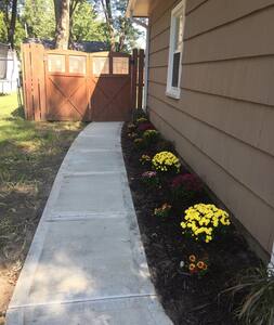 Caminho iluminado para entrada