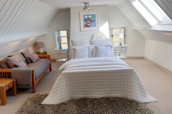 Chumba cha kulala 4 - kitanda cha watu wawili na futon 