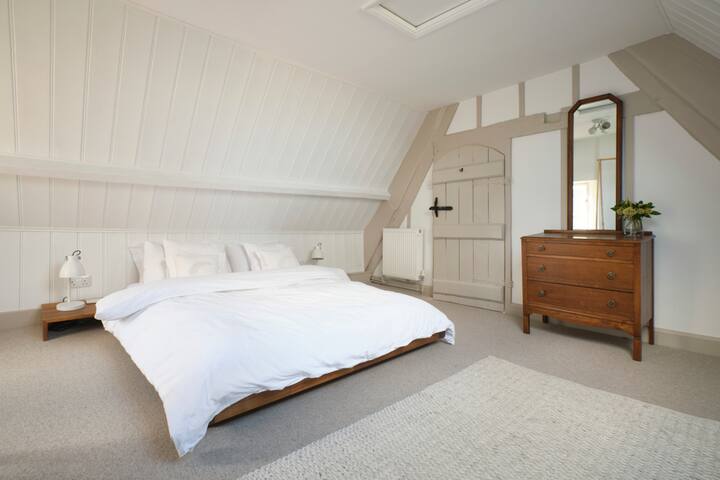 Chumba cha kulala 3 - kitanda aina ya king