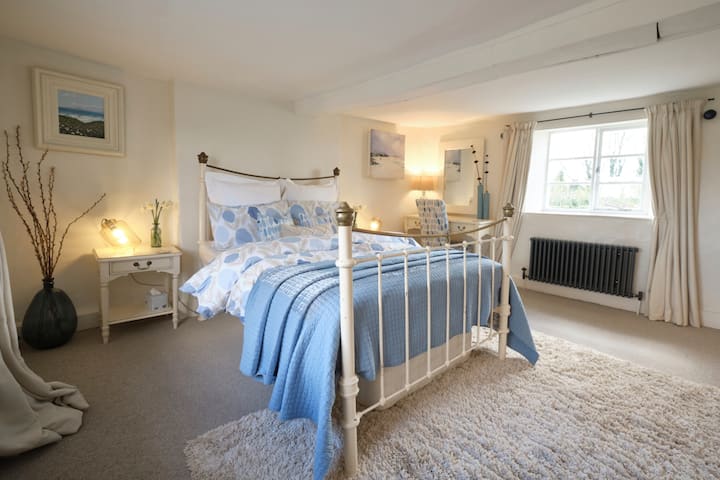 Chumba cha kulala 2 - kitanda cha watu wawili