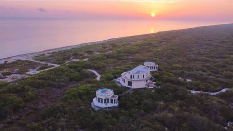 Secluded Luxury Beach Villa – Nirvana Blue