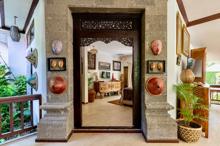 BALINESE DOOR ENTRANCE TO THE MAIN BEDROOM