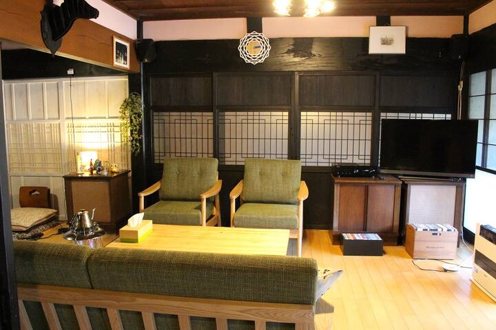 愛知県 まるごと 広々 貸し切り アウトドアを楽しめる築150年の古民家 Huts For Rent In Toyota Aichi Japan 愛知県 まるごと 広々 貸し切り アウトドアを楽しめる築150年の古民家 Huts For Rent In Toyota Aichi Japan