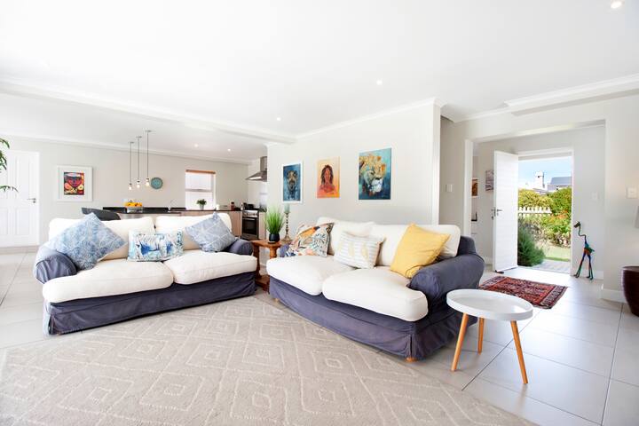 Coastal Chic – Kommetjie Cape Town gallery image 5