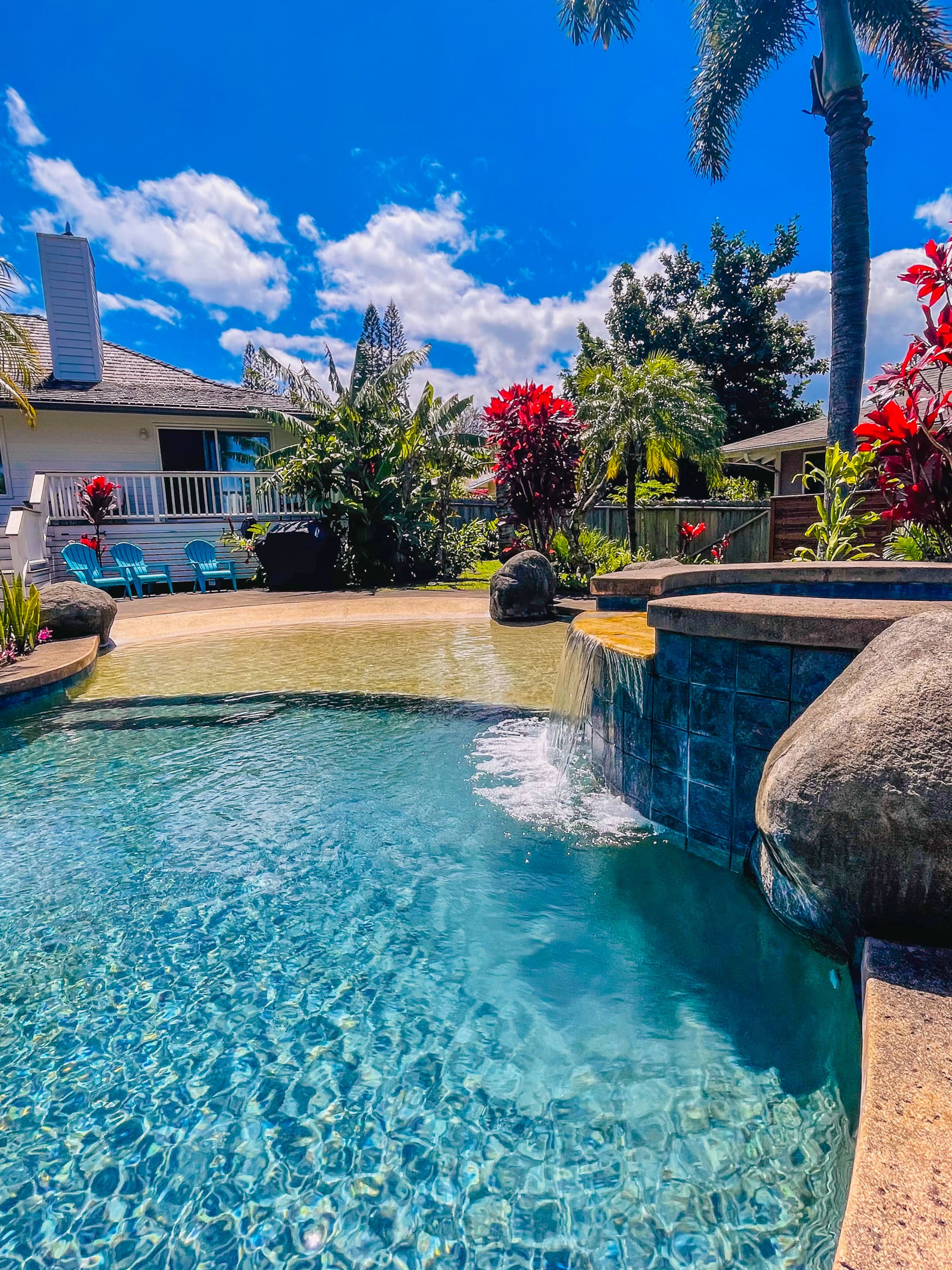 Home in Haiku-Pauwela · ★4.88 · 3 bedrooms · 4 beds · 2 baths - Photo 4
