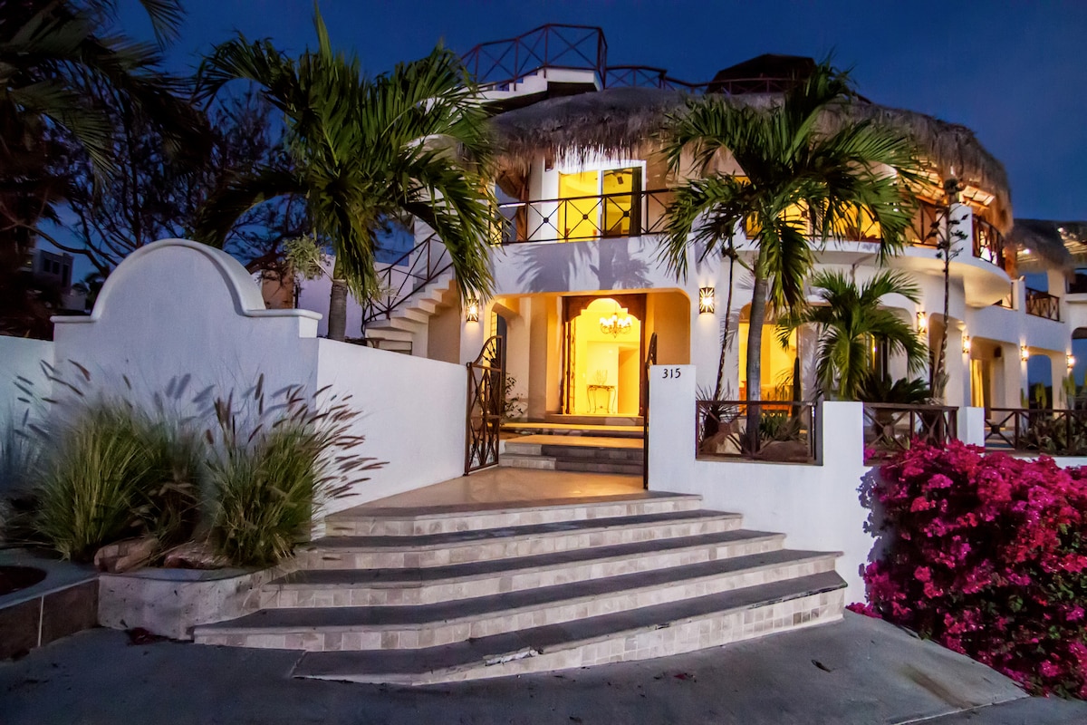 Breathtaking Arch Views From This 6 Bedroom Villa - Houses for Rent in Cabo San Lucas, Baja California Sur, Mexico - Image 1