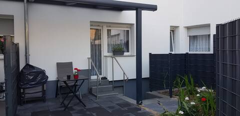 Completely newly renovated, chic 48 sqm apartment
