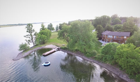 Relax on Butternut Bay