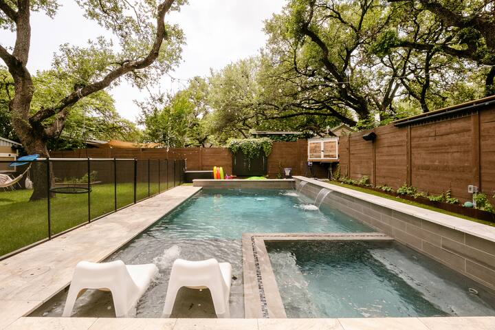 Zilker Getaway: Saltwater Pool and Barton Springs gallery image 2