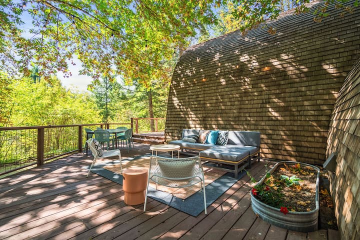 Cozy PNW/Scandinavian Gorge Cabin - Cabins for Rent in White