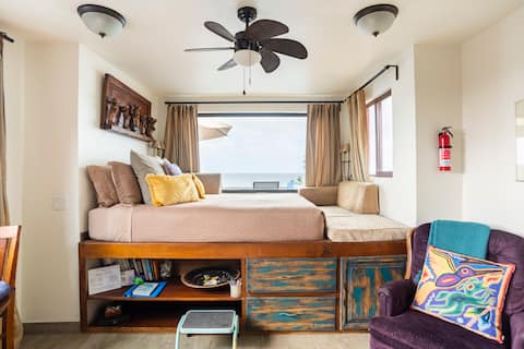 Popular Airbnb listing: La Paloma Azul, a small apartment in Playas De Rosarito