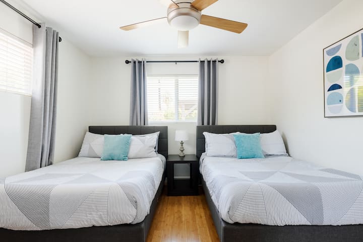 Bedroom #3 with 2 double beds.