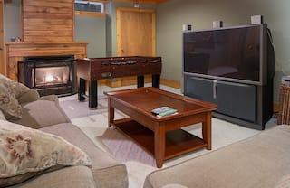 Ellicottville 6 Bed Ski Chalet, photo 11 of 47