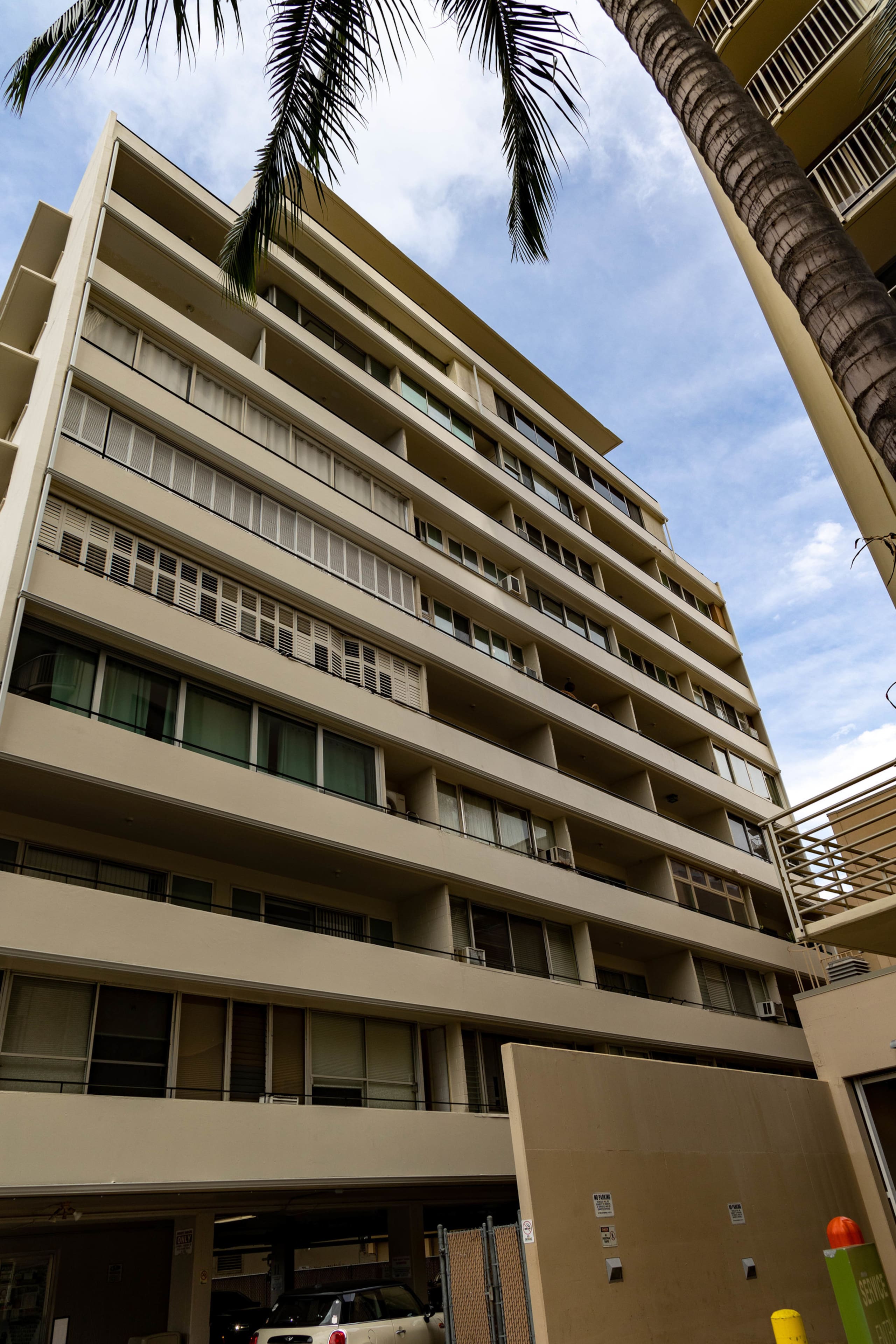 Condo in Honolulu · ★4.89 · 1 bedroom · 1 bed · 1 bath - Image 30