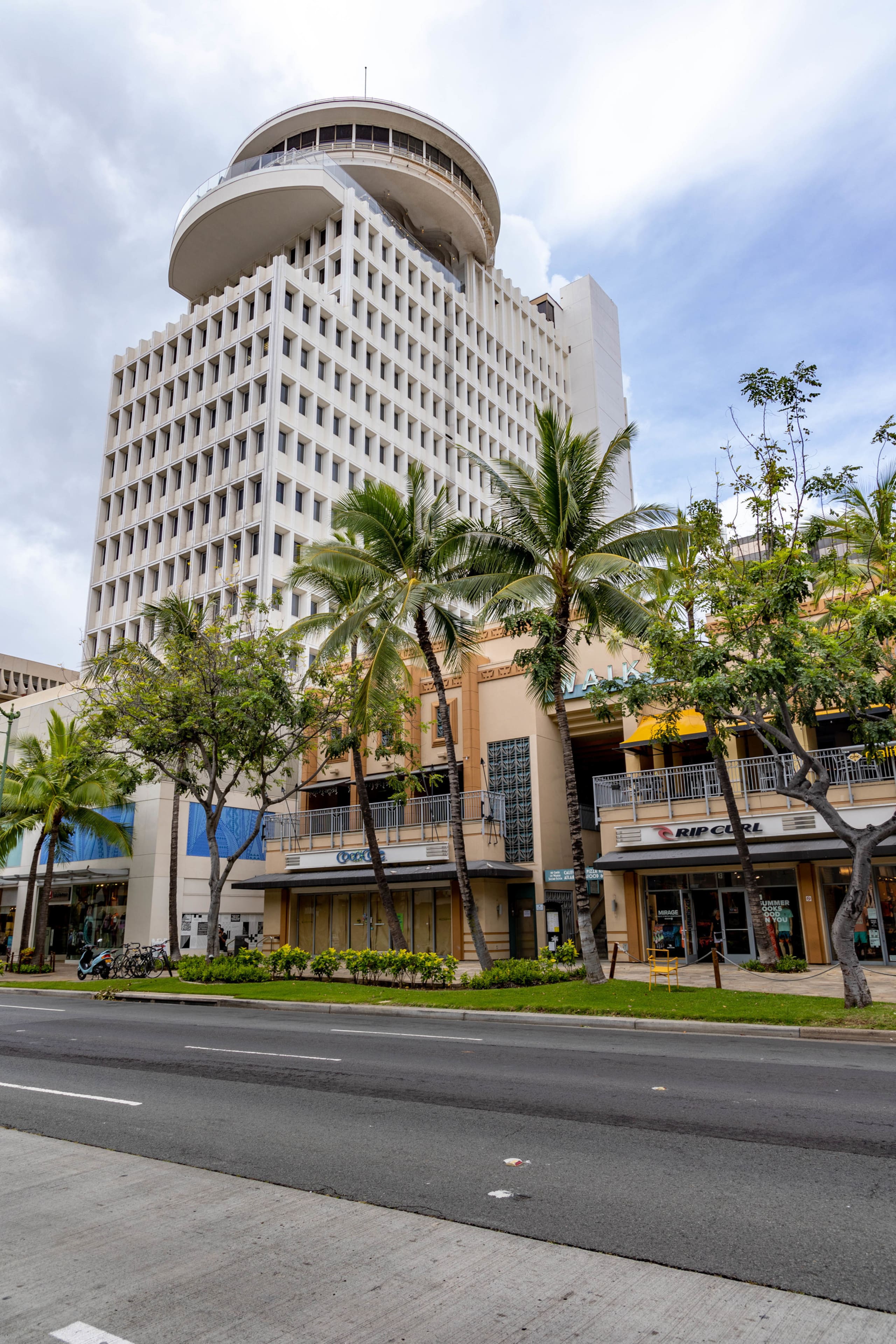 Condo in Honolulu · ★4.89 · 1 bedroom · 1 bed · 1 bath - Image 45
