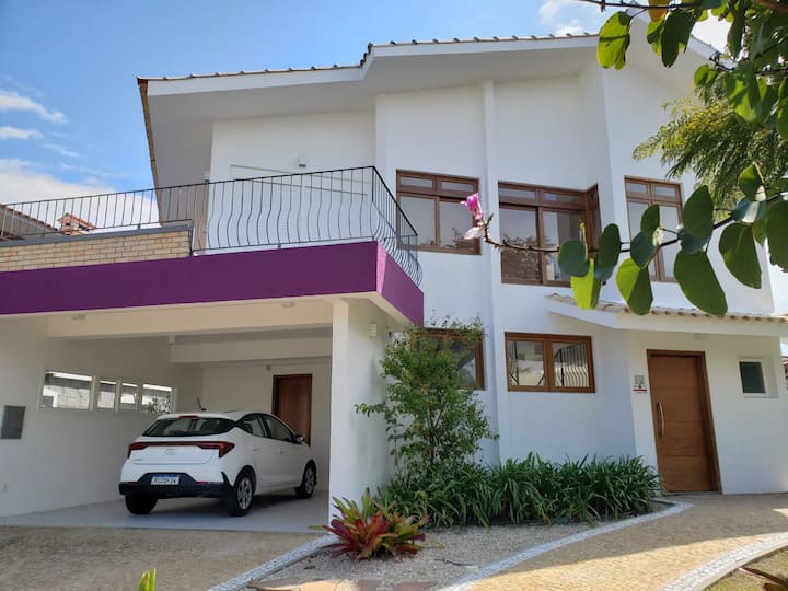 Casa Moderna Em Jurerê Internacional