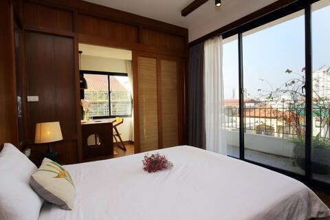 Bright Entire APT/Close to Lotte/high fl/Guard 24h