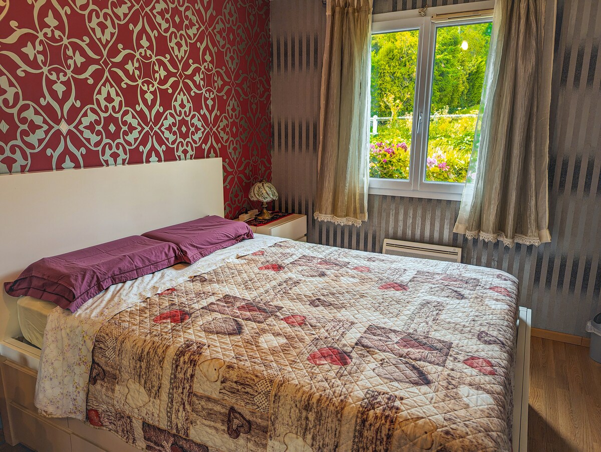 חדר שינה (פרטי)